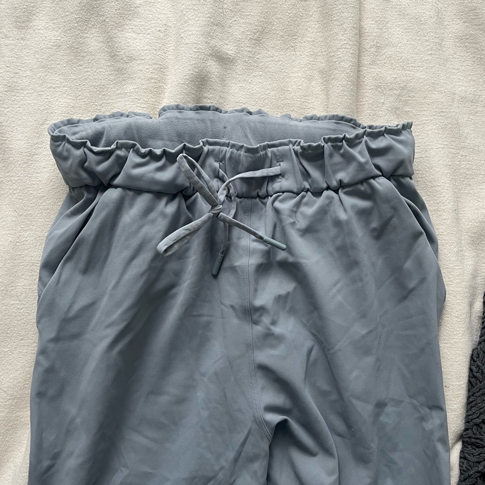Lululemon - Keep Moving 7/8 High-Rise Jogger